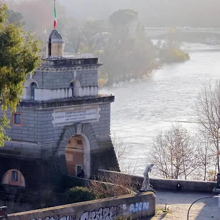 Beautiful Loft In Ponte Milvio With Terrace * Rome