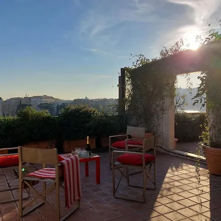 Beautiful Loft In Ponte Milvio With Terrace Apartment *