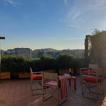 Beautiful Loft In Ponte Milvio With Terrace Apartment