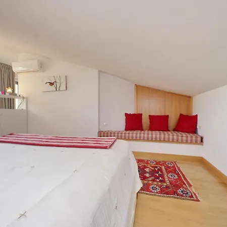 Beautiful Loft In Ponte Milvio With Terrace