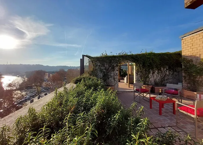 Beautiful Loft In Ponte Milvio With Terrace Rome