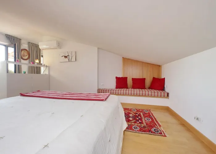 Beautiful Loft In Ponte Milvio With Terrace