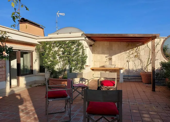 Beautiful Loft In Ponte Milvio With Terrace Apartment *