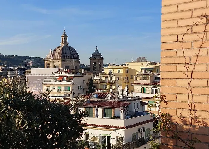 Beautiful Loft In Ponte Milvio With Terrace Rome