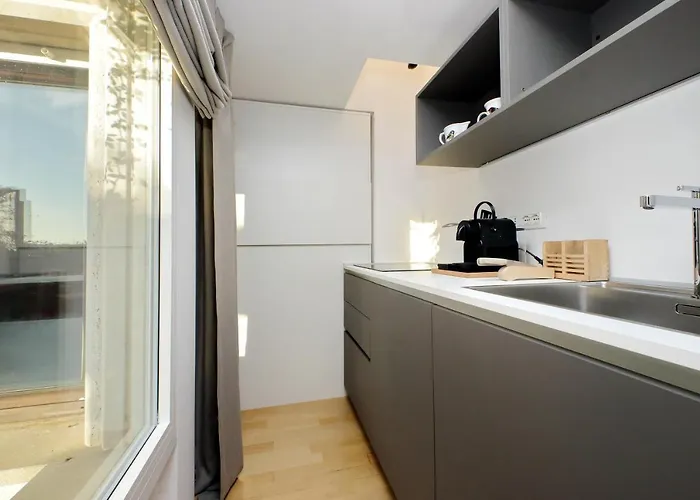 Beautiful Loft In Ponte Milvio With Terrace Apartment *